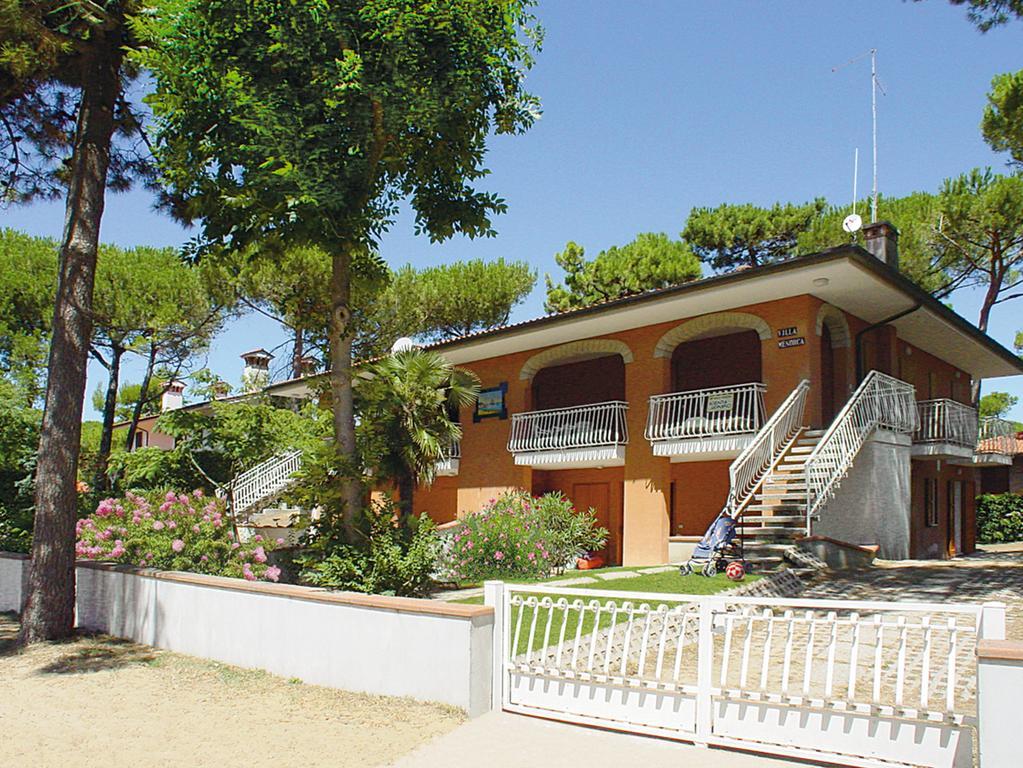 Lignano Close To The Beach Lignano Sabbiadoro Exterior photo
